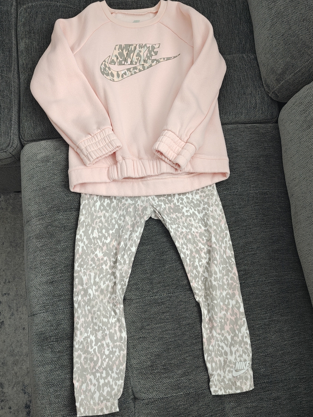 Nike Girls' Pink Sweatshirt & Printed Leggings Set Size 6